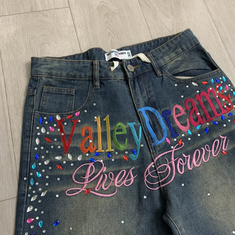 Embroidery Jeans Sakura - Jeans Skinny alla Moda di Alta
