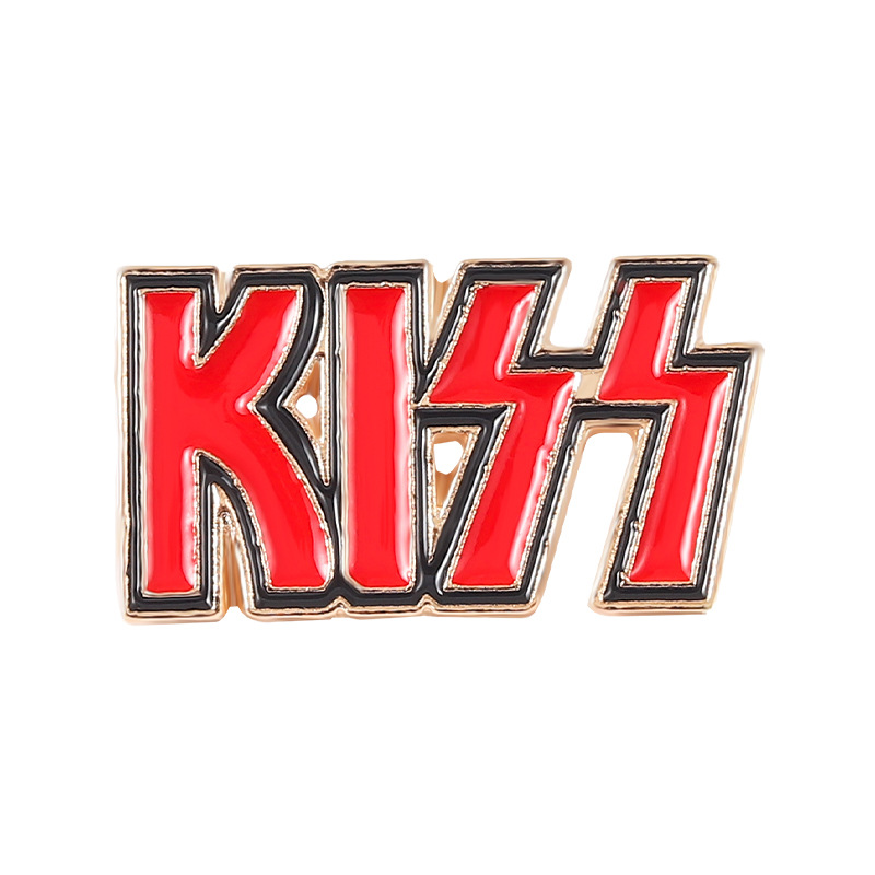 Spilla a forma di KISS con let - Embroidery Kiss recensione e prezzo