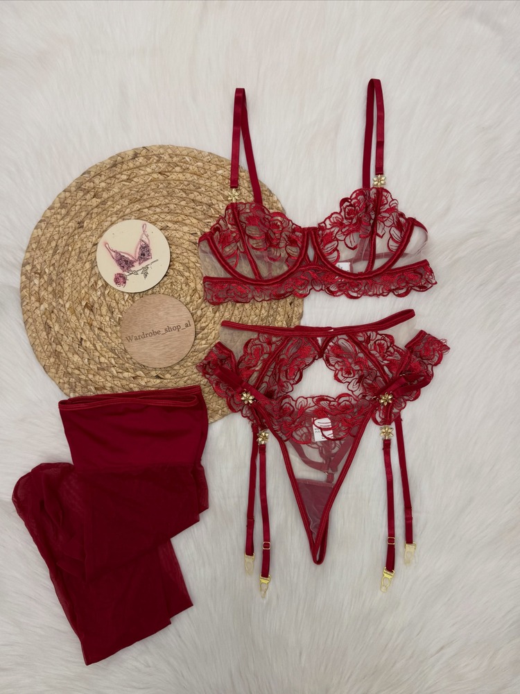 Set di Lingerie in Pizzo Borde - Embroidery Set recensione e prezzo