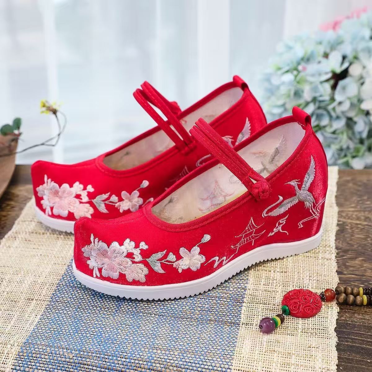 Scarpe da donna ricamate inter - Embroidery Canvas recensione e prezzo