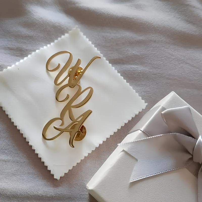 Spilla da bavero in acciaio in - Embroidery Name recensione e prezzo