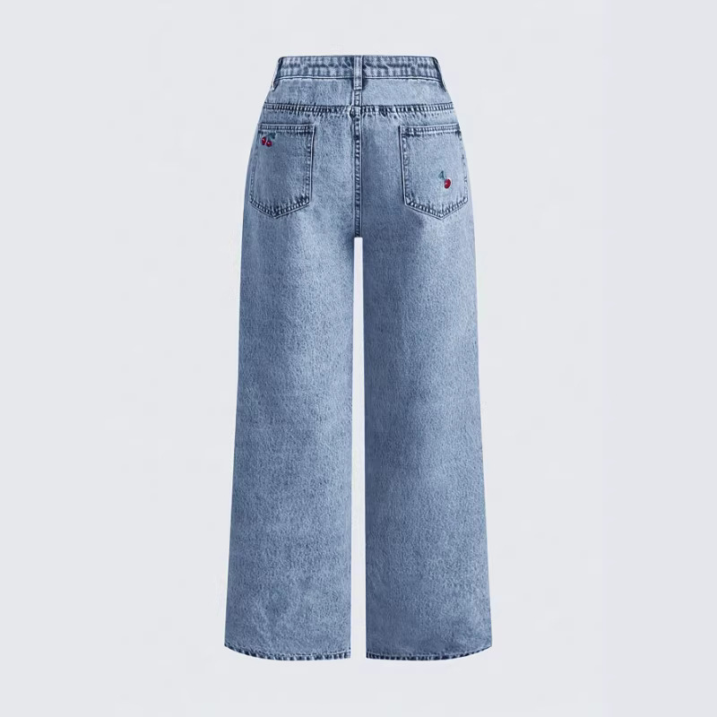 Jeans in denim lavato effetto  - Embroidery Jeans Sakura recensione e prezzo