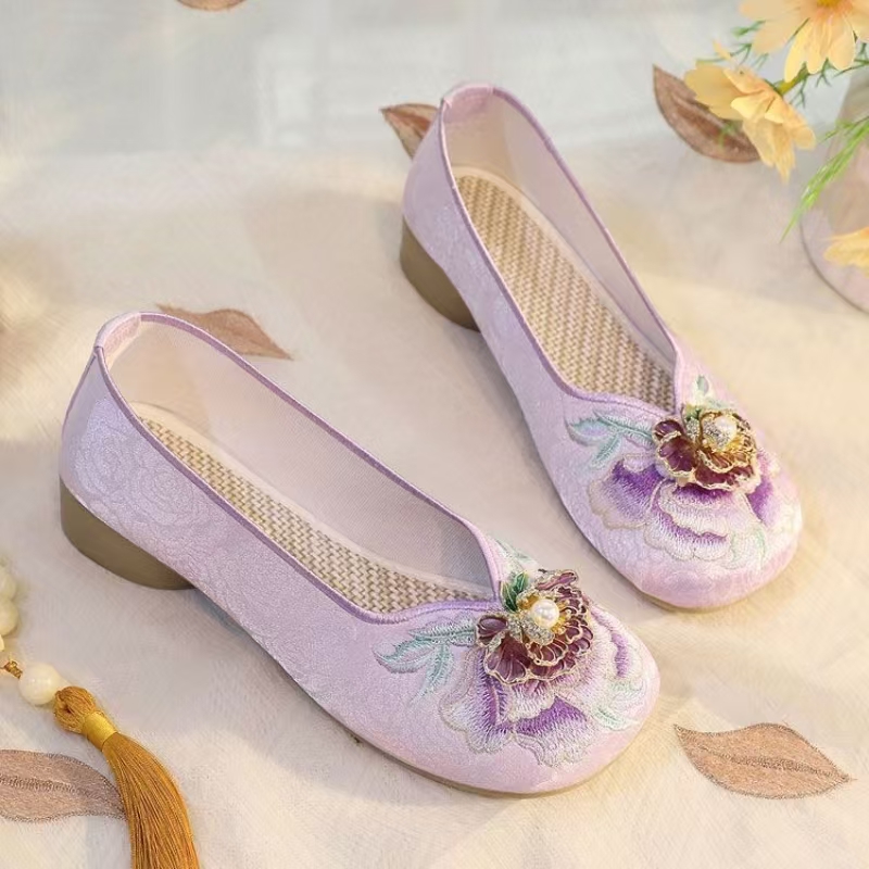 Scarpe da donna con tacco bass - Embroidery Canvas recensione e prezzo